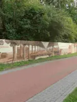 WA312 1 Muurschildering de trein naar oud Wageningen Tijn Meijer zu Schlochtern 2022 Kortenoord Allee JPG