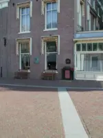 WA036 1 Plaquette en hekwerk Overgave 5 Meiplein Douwinga jpg