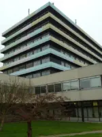 WA109 3 Gekleurde Balkonpanelen Verbindingsweg Bomenweg Peter Struycken jpg