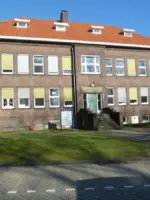 WA093 1 Reliëf Laboratorium Dreijnlaan Onbekend jpg