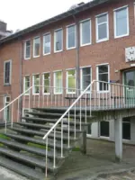 WA099 3 Gevelreliëf Porfyrine Scheikundegebouw binnenplein Dreijenlaan 4 6 Riemsdijk Rab jpg