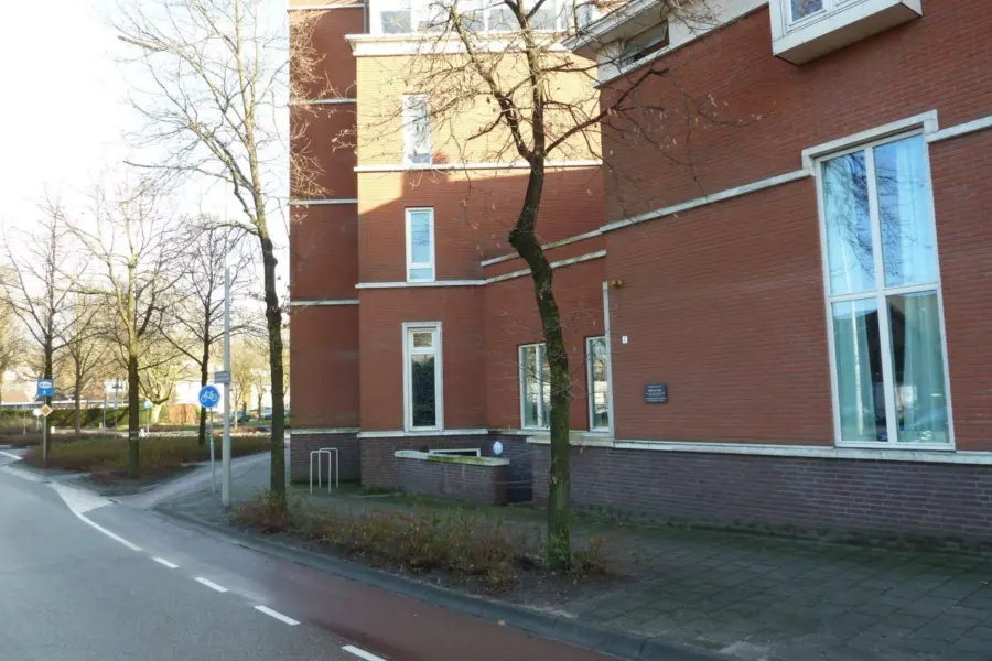 WA065 1 Gedenksteen Walter B Dewe Havenafweg jpg