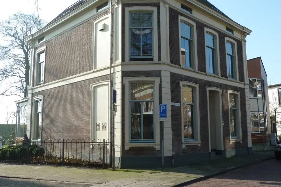 WA173 1 Gevelstenen Droomhuis Niemeijerstraat 35 Van den Bergh jpg