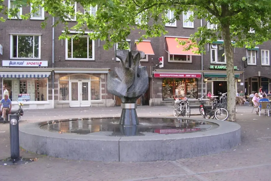 WA002 1 Fontein Markt Berkhemer JPG