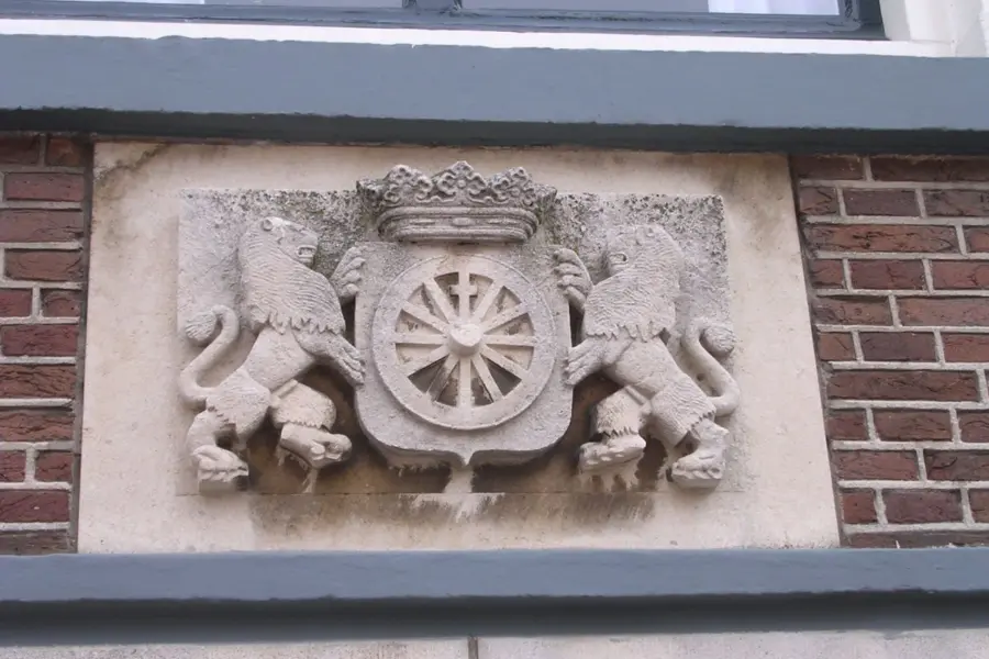 WA021 2 Stadswapen Stadhuis Markt 22 jpg