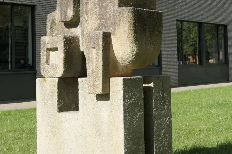 WA198 4 Sculptuur zt Vakschool Wageningen Marijkeweg Binnenhaven Van der Wagt jpg