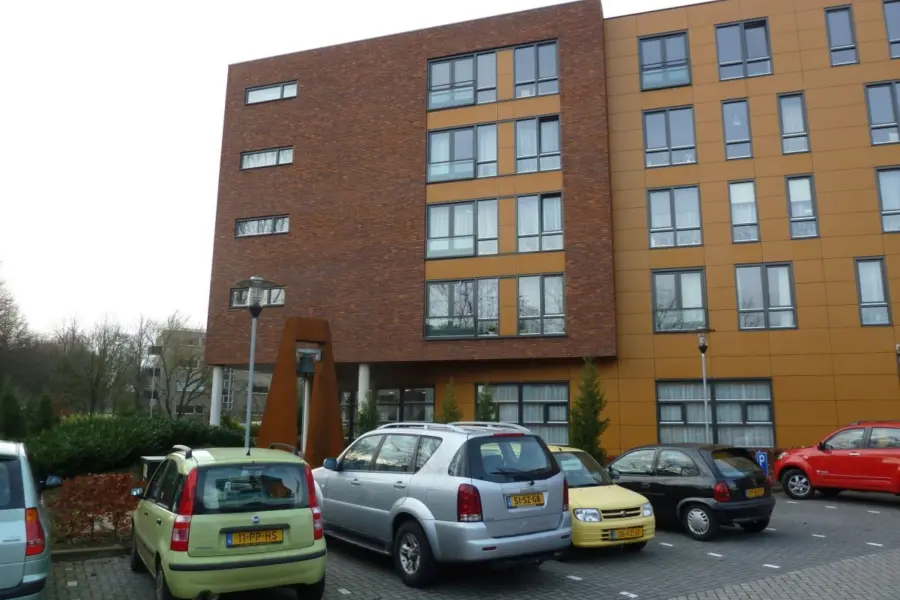 WA201 1 Klokkenstoel Rumah Kita Plein 15 augustus Van Uvenweg Van Aken Architecten jpg