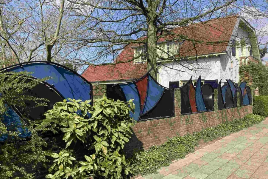 WA314 1 Tuinschutting Art Deco Delhorstpad 5 Johan Vis 2002 JPG