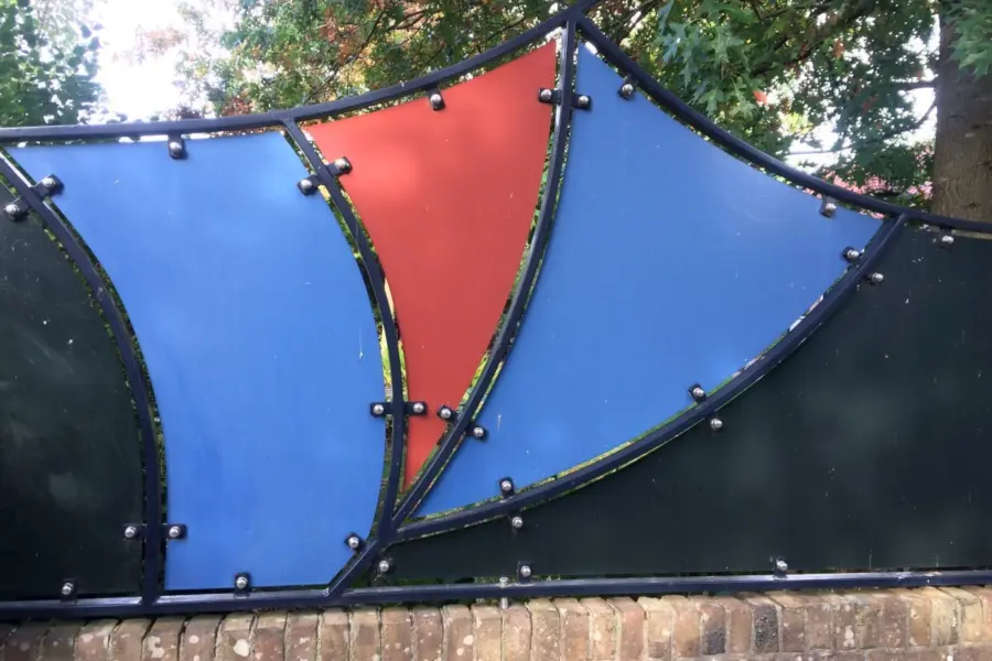WA314 2 Tuinschutting Art Deco Delhorstpad 5 Johan Vis 2002 JPG