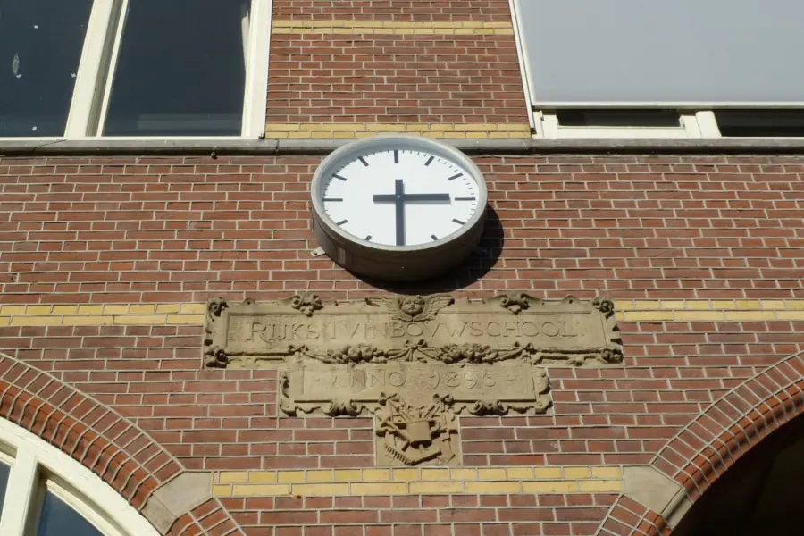 WA114 2 gevelsteen Anno 1896 Gen Foulkesweg jpg