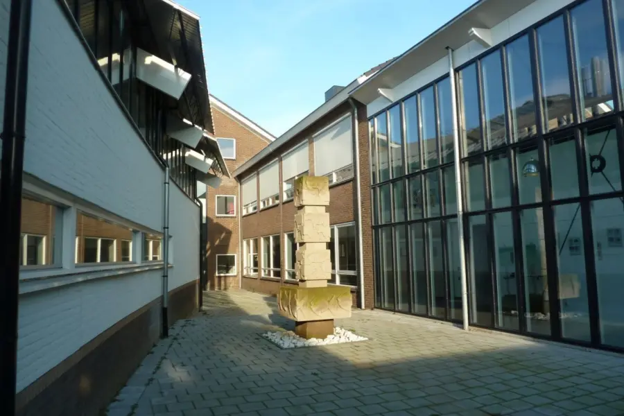 WA208 1 zt Dierenzuil Zodiac WUR Campus west Onbekend jpg