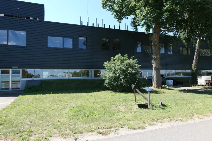 WA156 7 Anker Campus West Bornse Weilanden 9 Gebouw Axis Z achterzijde JPG