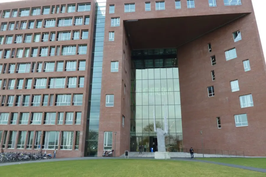 WA144 1 Wageningse Boom Sjoerd Buisman Campus WUR west jpg