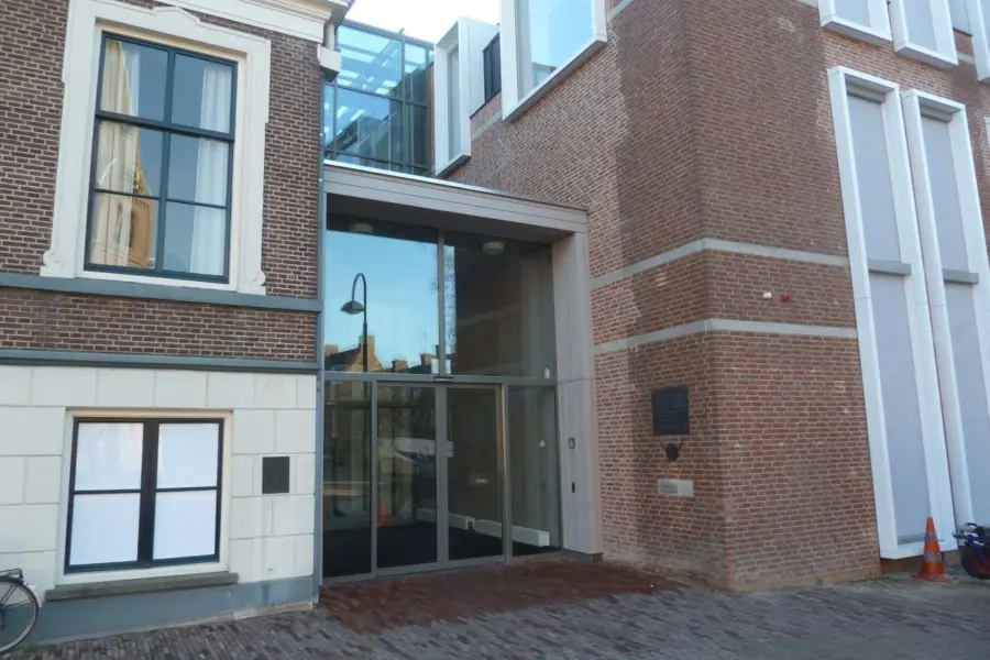 WA032 4 Plaquette Partnerschap voor de Vrede Mörfelden Stadhuis Markt 22 JPG