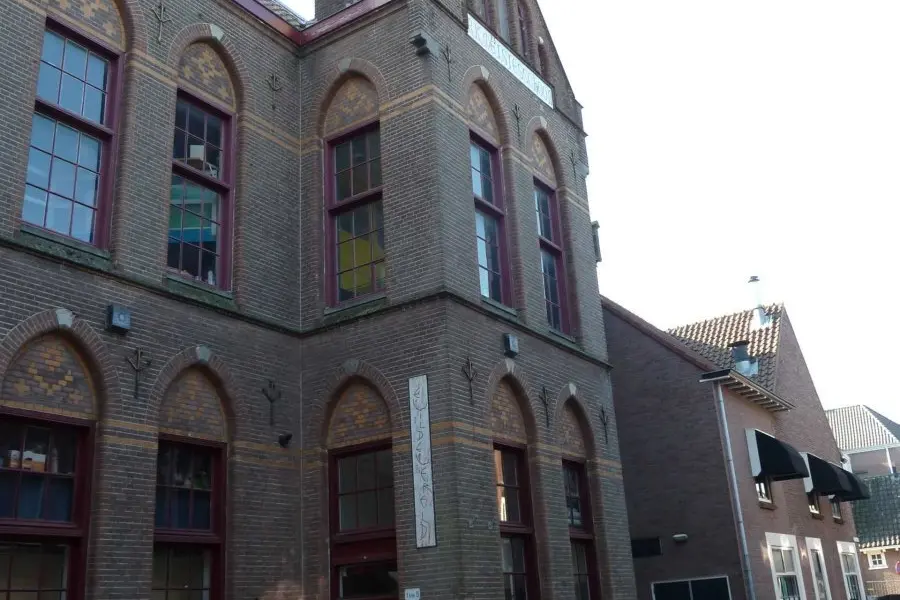 WA179 1 Reliëf RK meisjesschool Burgtstraat Onbekend jpg
