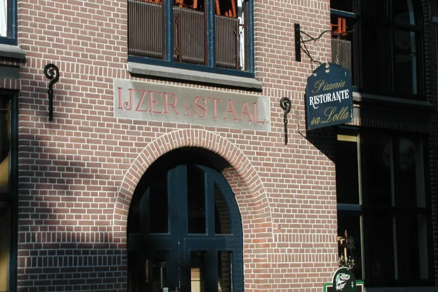 WA178 2 Reliëf I Jzer Staal Molenstraat 6 JPG