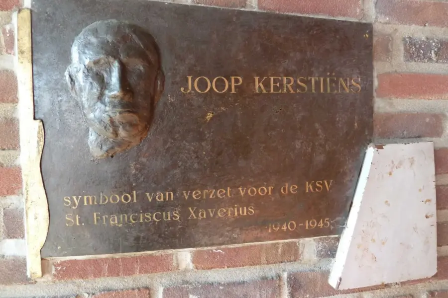WA176 2 Plaquette Joop Kerstiëns KSV Stadsbrink 373 jpg