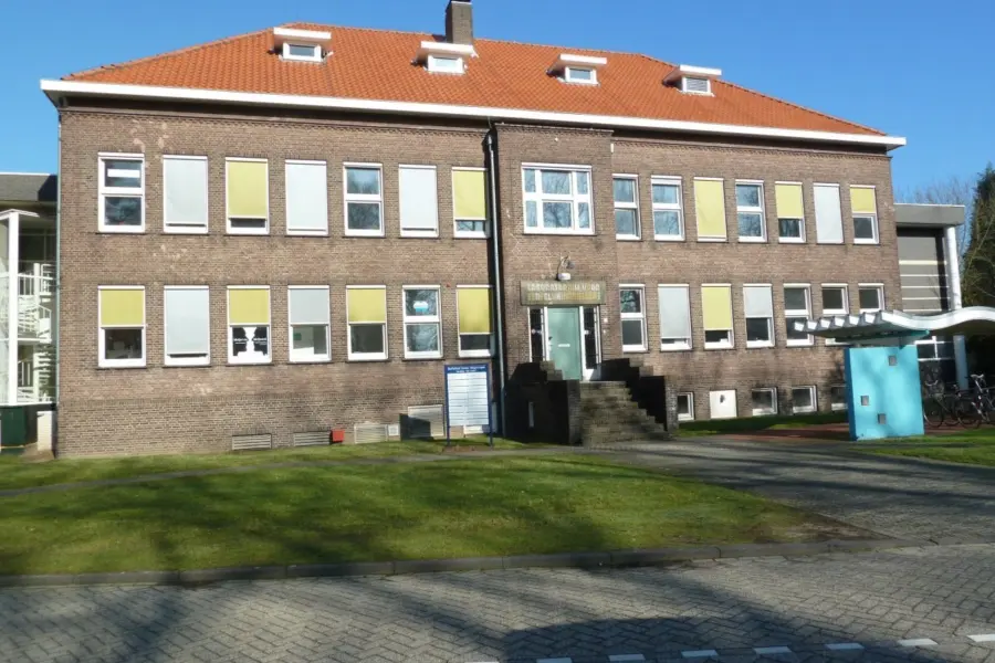 WA093 1 Reliëf Laboratorium Dreijnlaan Onbekend jpg