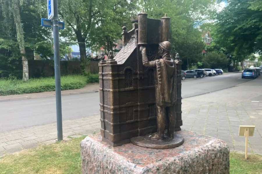 WA327 3 Synagoge met Joodse man Amiran Djanashvili Walstraat Plantsoen