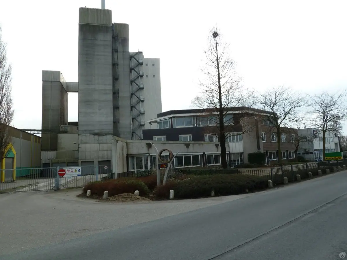 WA086 1 Klok Rijnvallei Rijnhaven Personeel Rijnvallei jpg