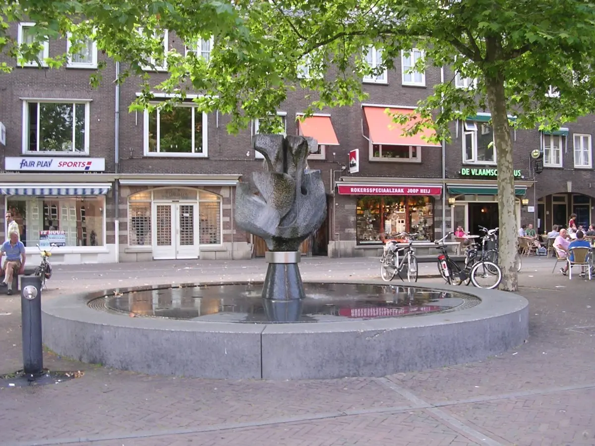 WA002 1 Fontein Markt Berkhemer JPG