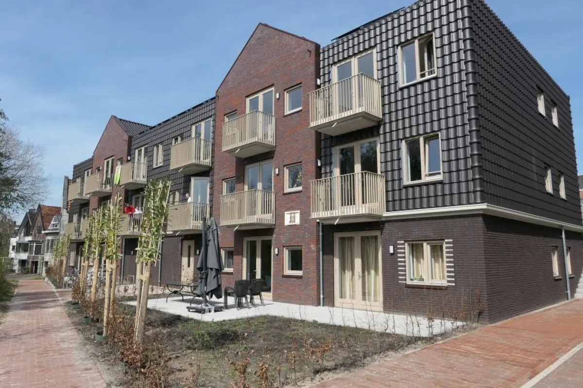 WA304 1 Gevelsteen De Bouwheer JPG