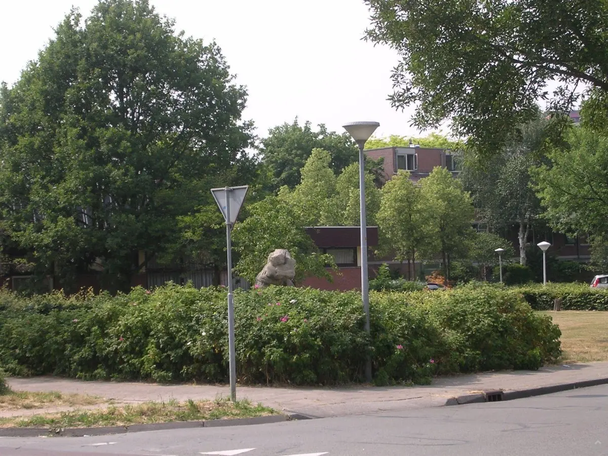 WA011 1 Omhelzing Kennedyweg Tarthorst Scheffer jpg