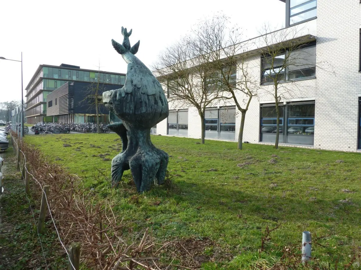 WA143 1 Life Reborn Campus WUR midden Elffers Chris jpg