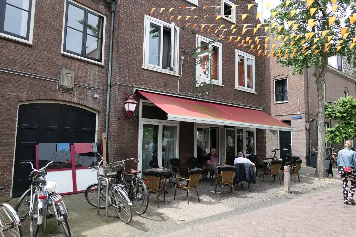 WA291 1 Uithangbord Café t Centrum Kapelstraat Nico Witteman 1942 JPG