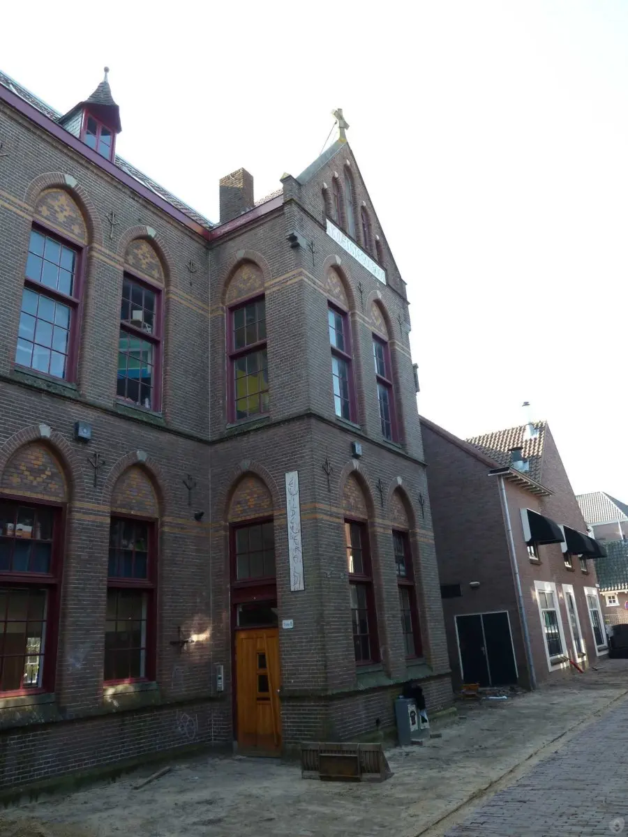 WA179 1 Reliëf RK meisjesschool Burgtstraat Onbekend jpg