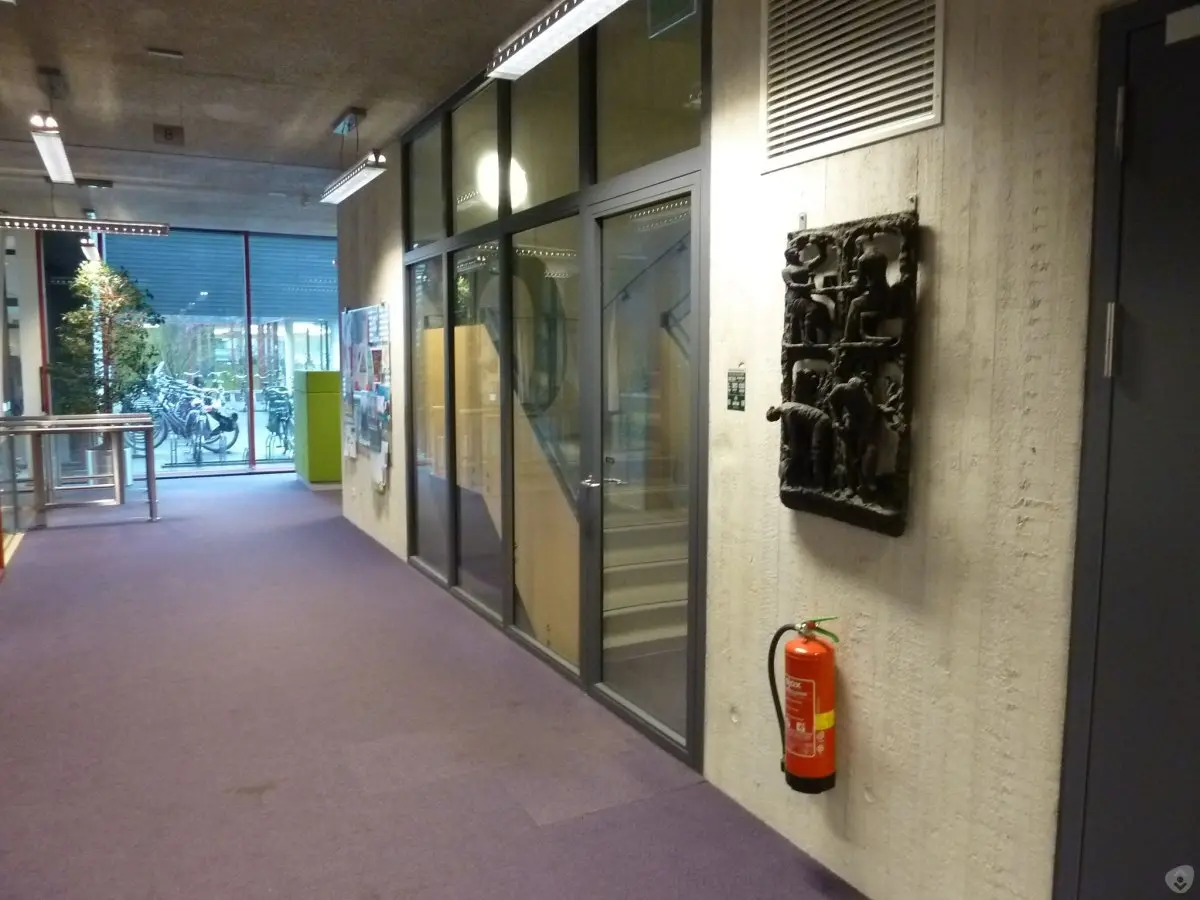 WA217 1 Gevelreliëf Radix campus Fri Heil 1 JPG